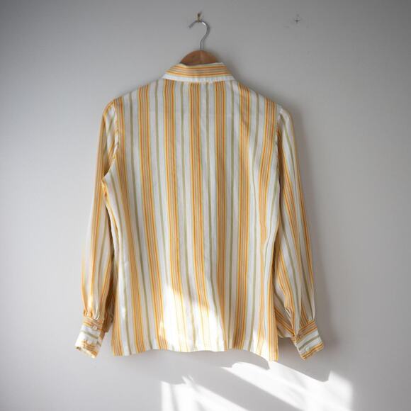 True Vintage 1970s Dagger Collar Button Down Blouse - Picture 3 of 8